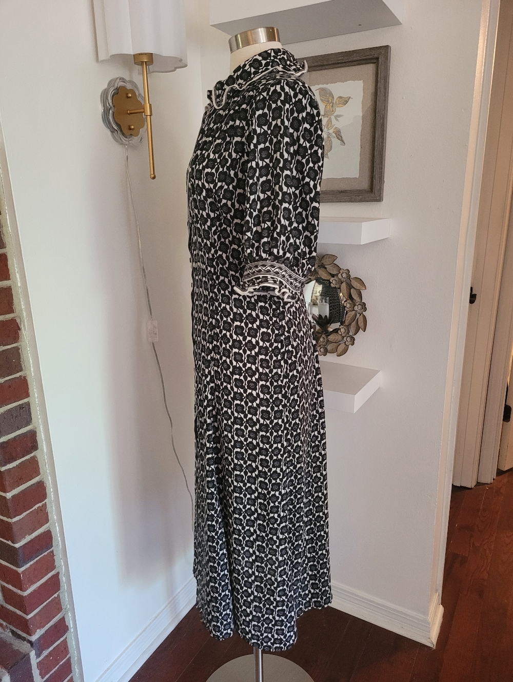 Max Studio Black and White Geometric-Print Midi Dress - Picture 3 of 12